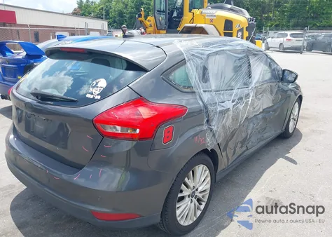 2016 Ford Focus Titanium z USA, uszkodzony, nr VIN 1FADP3N20GL275763